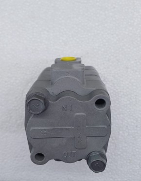 Hydraulikpumpe für Kubota Z482 D722 D782 D662 GPO-30-30