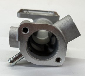 Flansch Thermostatdeckel Thermostatgehäuse für Kubota ersetzt 16613-72700