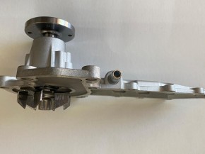 Wasserpumpe D1503 D1803M V2403M mit 16 Befestigungslöchern