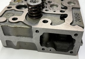 Zylinderkopf für D1402 mit Ventile + Wasserlöcher
